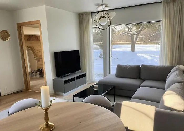 New Duplex Apartment Near The City With Free Private Parking